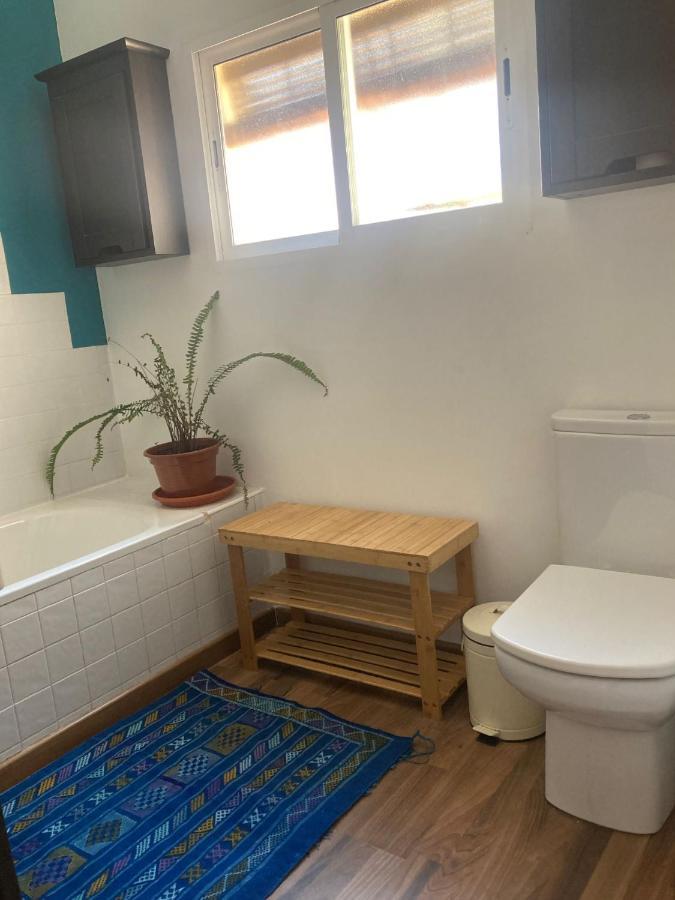 Naturalia: La Casita Con Patio Caces Εξωτερικό φωτογραφία