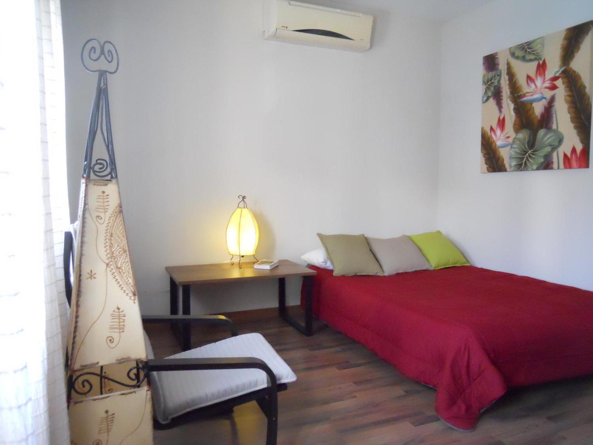 Naturalia: La Casita Con Patio Caces Εξωτερικό φωτογραφία